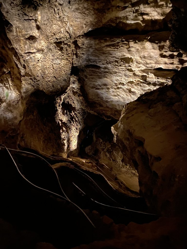 switchbacks in carlsbad caverns