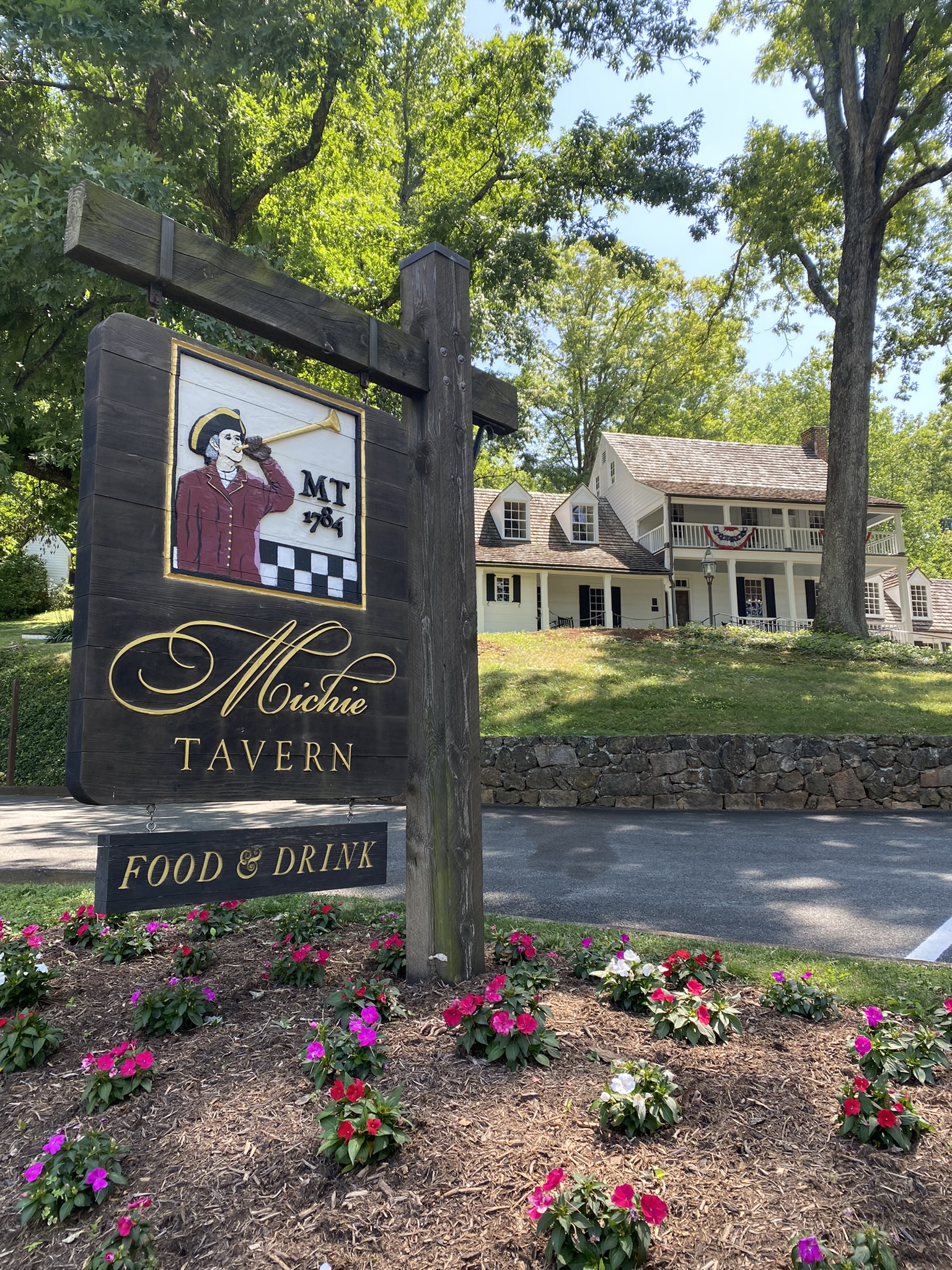 Mitchie Tavern